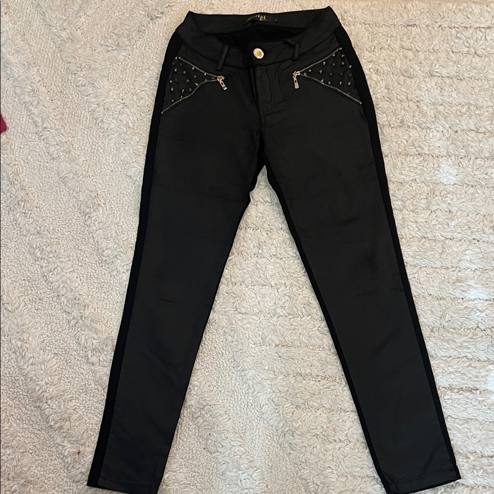 Redial Women’s Black Stud-Accent Skinny Denim Jeans Small